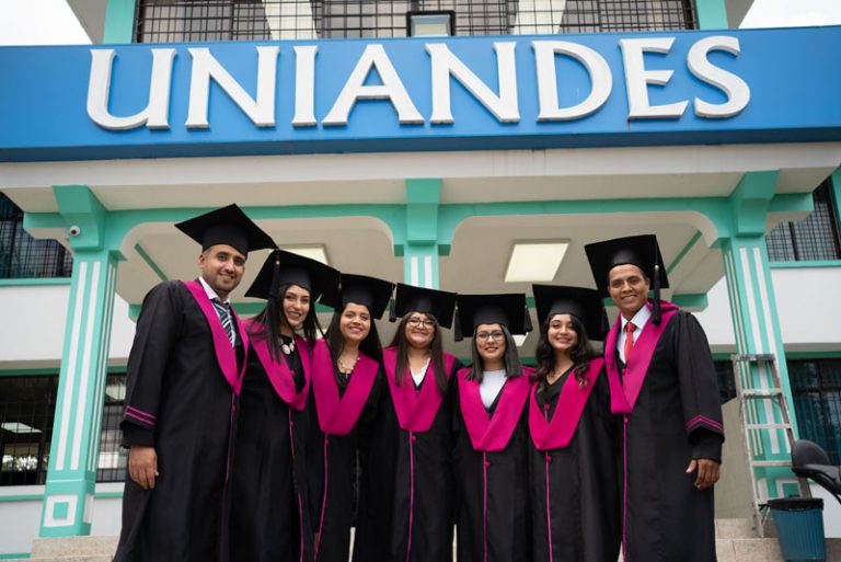 Graduación Nacional UNIANDES
